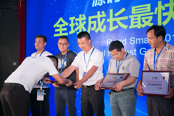 太陽(yáng)能路燈，太陽(yáng)能路燈廠家，太陽(yáng)能路燈價(jià)格